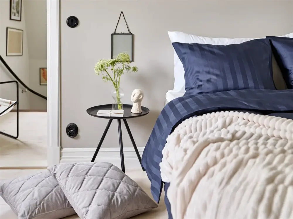 Bäddset Nina royal satin 2-del 150x210 Marin - Bäddset