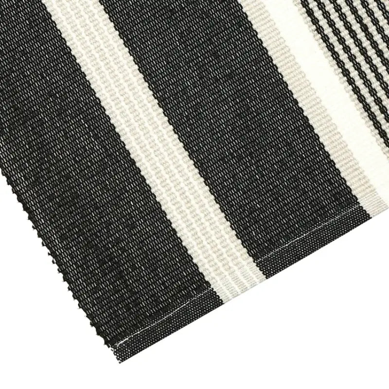 Greta Löpare 45x140 cm svart/linne/beige - Bordsduk