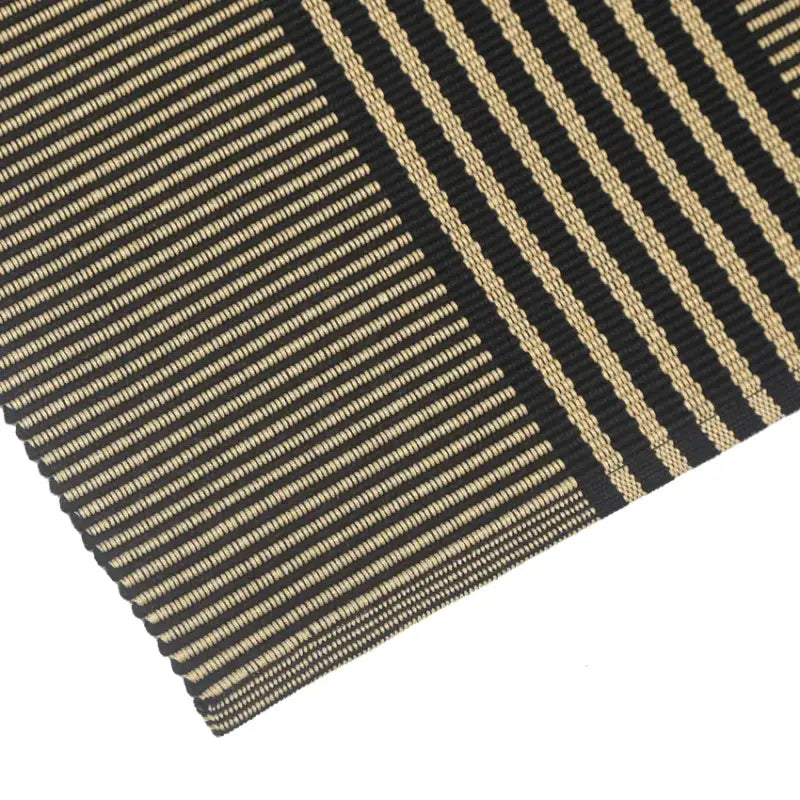 Isa löpare 45x140 sand/svart - Bordslöpare