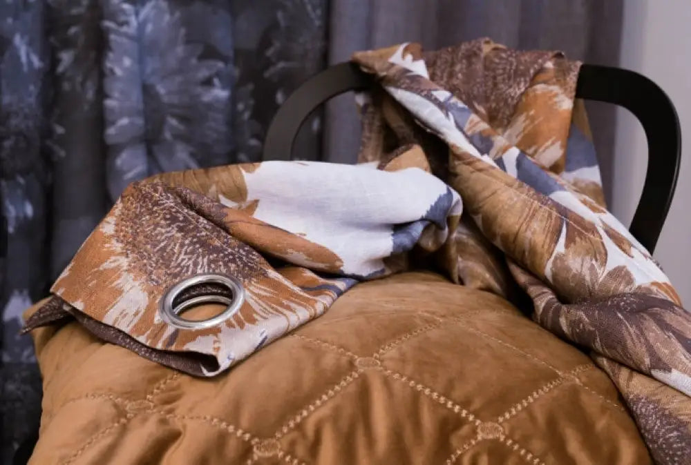 Sunflower öljettlängder 2-pack 140x250 cm guld - Gardinlängder