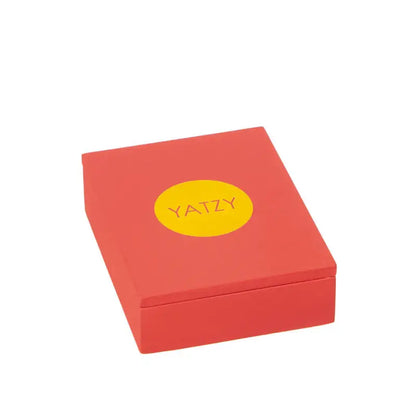 DD Yatzy i trä färg 10x13 cm - Röd - Yatzy