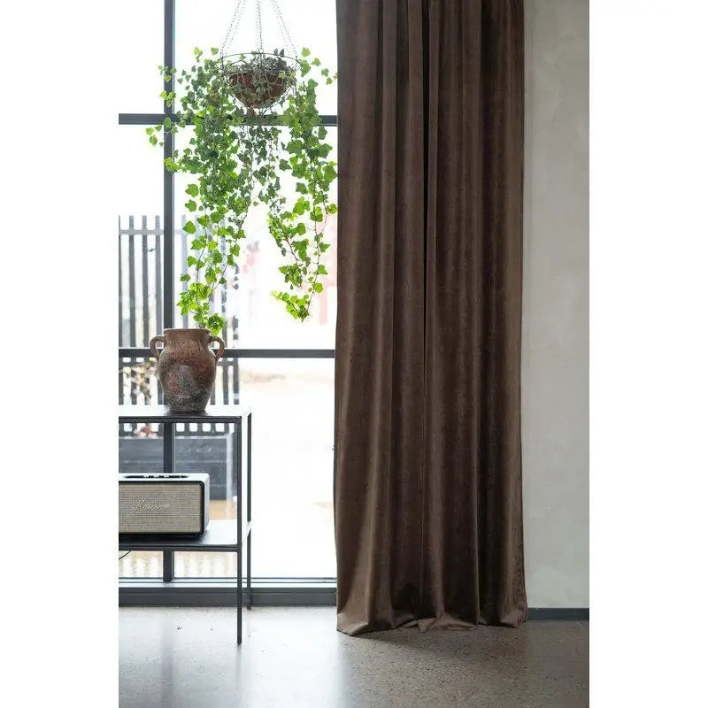 Esther Öljettlängder 2-pack brun 135x250 cm - Gardiner