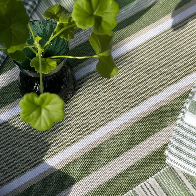 Löpare Greta 33x240 cm grön/linne/vit - Duk