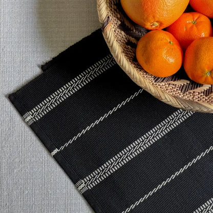 Löpare Herman 33x120 cm svart/linne ribbad - Textil