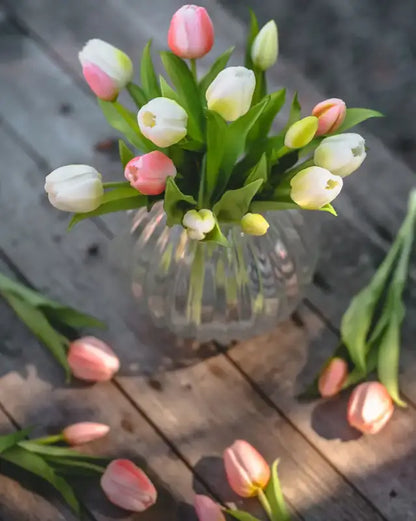 Maggie Konstväxt Tulpanbukett 30cm vit - Silkesblommor