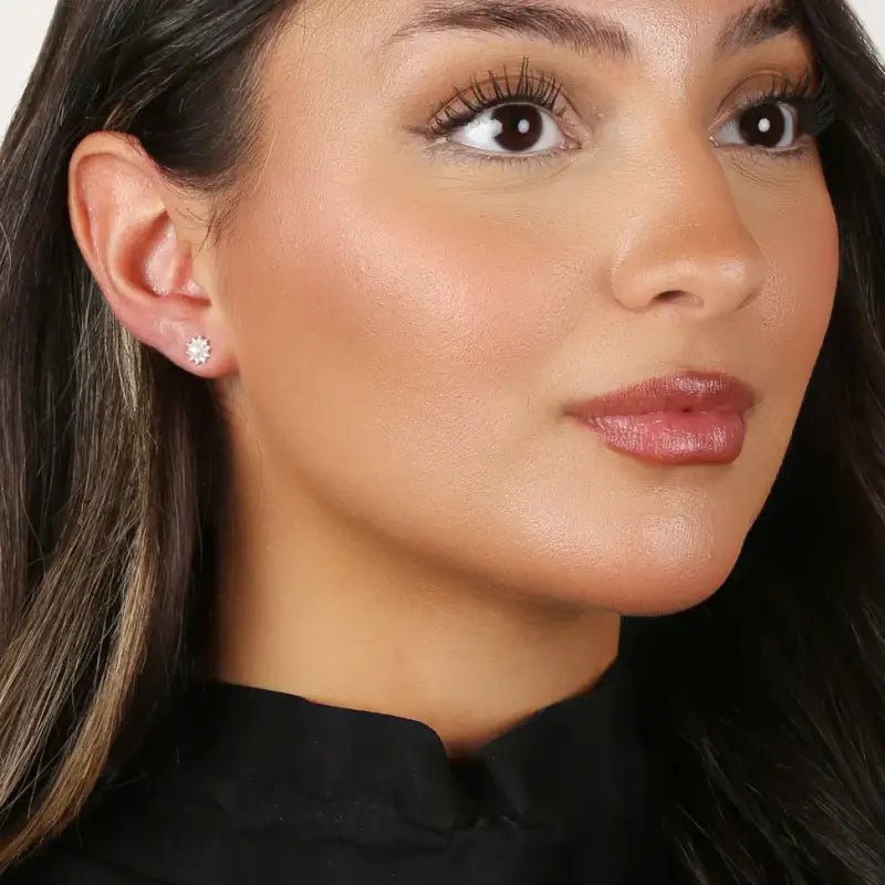 SNÖ Line Pearl ear s/white - Örhängen